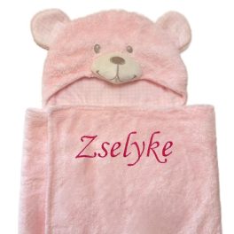 Macis kapucnis wellsoft babatakaró névvel-rózsaszín