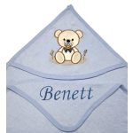 Neves kapucnis törölköző-Bébi maci-kék